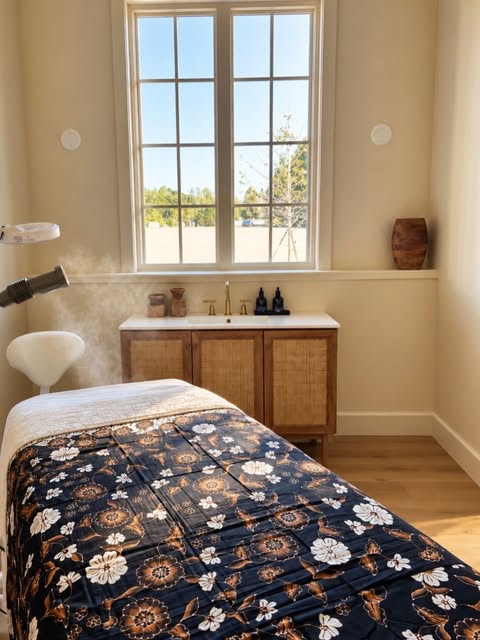A sunlit treatment room at Kubu Bali